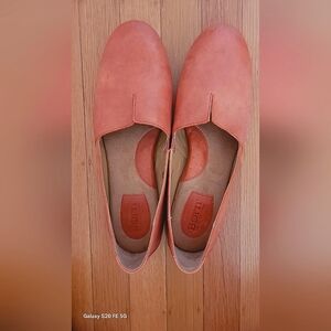 Born Sebra Flats Womens Size 10 Orange Coral